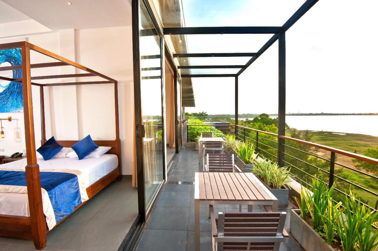The Lake Forest Hotel Anuradhapura Exterior photo